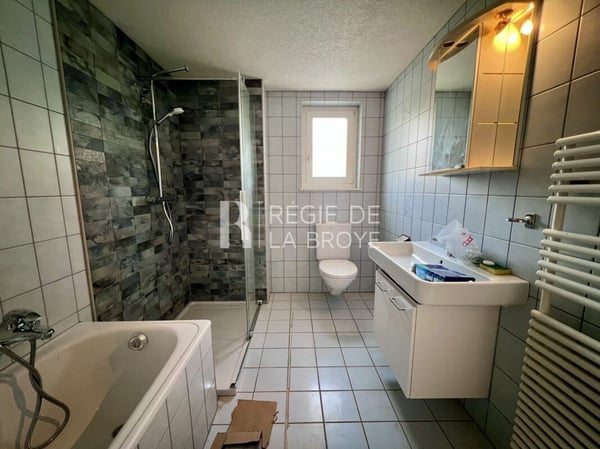 Appartement rénové de 3.5 pièces à Champtauroz 11