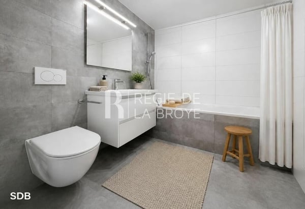 Grand 5.5 pièces rénové de 130 m² - 3 chambres et 2 salles d'eau - Montet 13