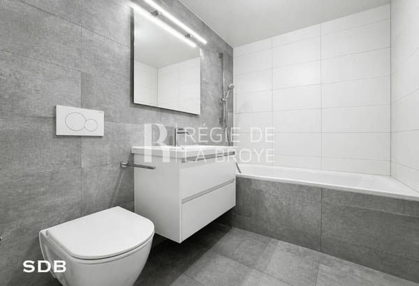 Grand 5.5 pièces rénové de 130 m² - 3 chambres et 2 salles d'eau - Montet 14
