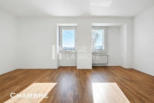 Grand 5.5 pièces rénové de 130 m² - 3 chambres et 2 salles d'eau - Montet 7