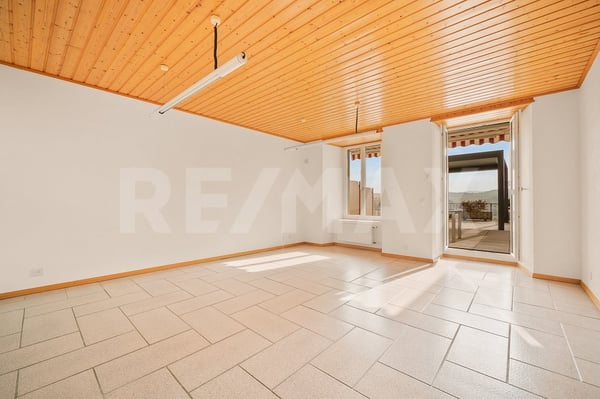 Idéal pour grande famille: maison de ville + local commercial 2