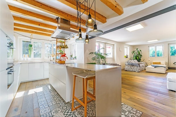 Maison avec 2 appartements, super potentiel locatif 4