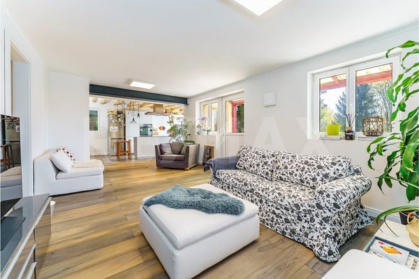 Maison avec 2 appartements, super potentiel locatif 6