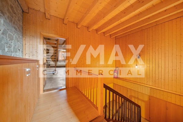 Commerce et bureaux au centre de Romont 11