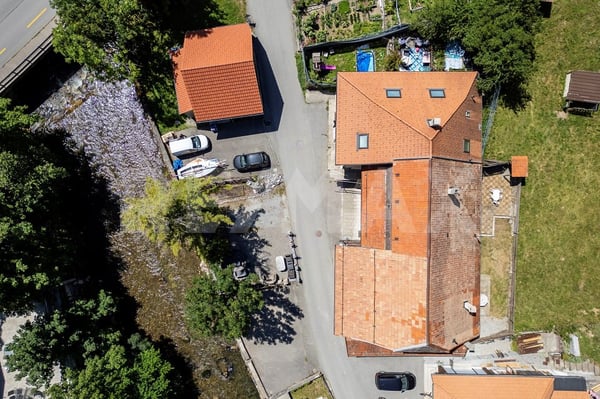 Maison avec deux appartements - prix negociable 8
