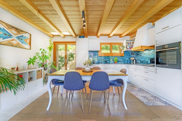 Avec 3 balcons, terrasse et jardin, magnifique appartement 5