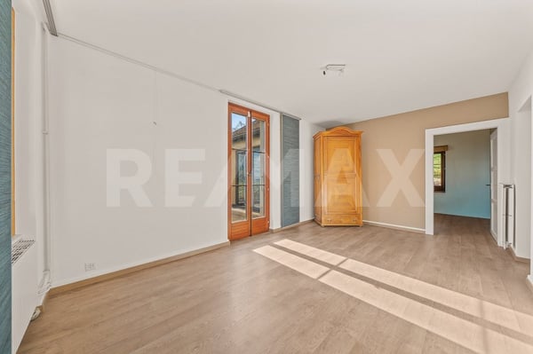Entre vigne et Lac Léman: maison villageoise de 243 m² utiles 8