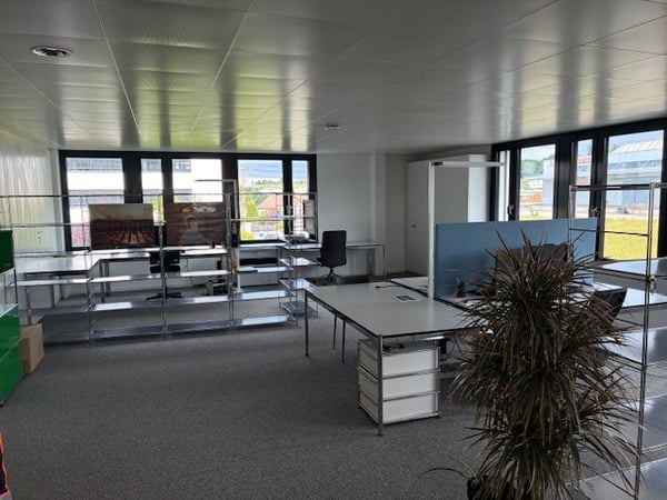 Surfaces de 267 m2, actuels bureaux, possible pour cabinets, etc. 7