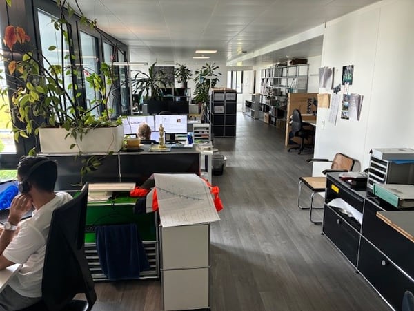 Surfaces de 267 m2, actuels bureaux, possible pour cabinets, etc. 5