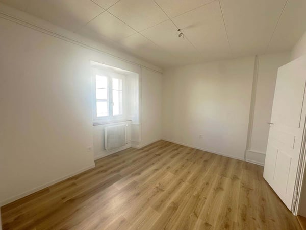 00827 - Appartement 4 pièces - Paix 21 - La Chaux-de-Fonds 2