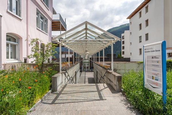 BÜRORÄUMLICHKEITEN AN ZENTRALER LAGE 9