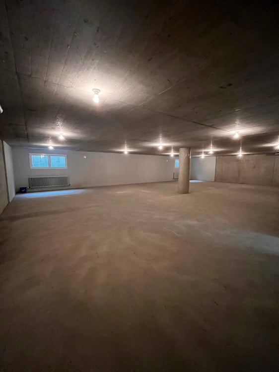 Dépôt de 180 m2 dans le quartier du Schönberg 3