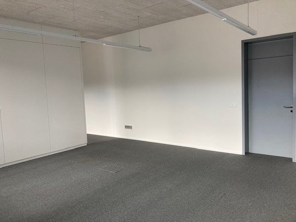 Surface administrative de 54 m2 au rez-de-chaussée 2