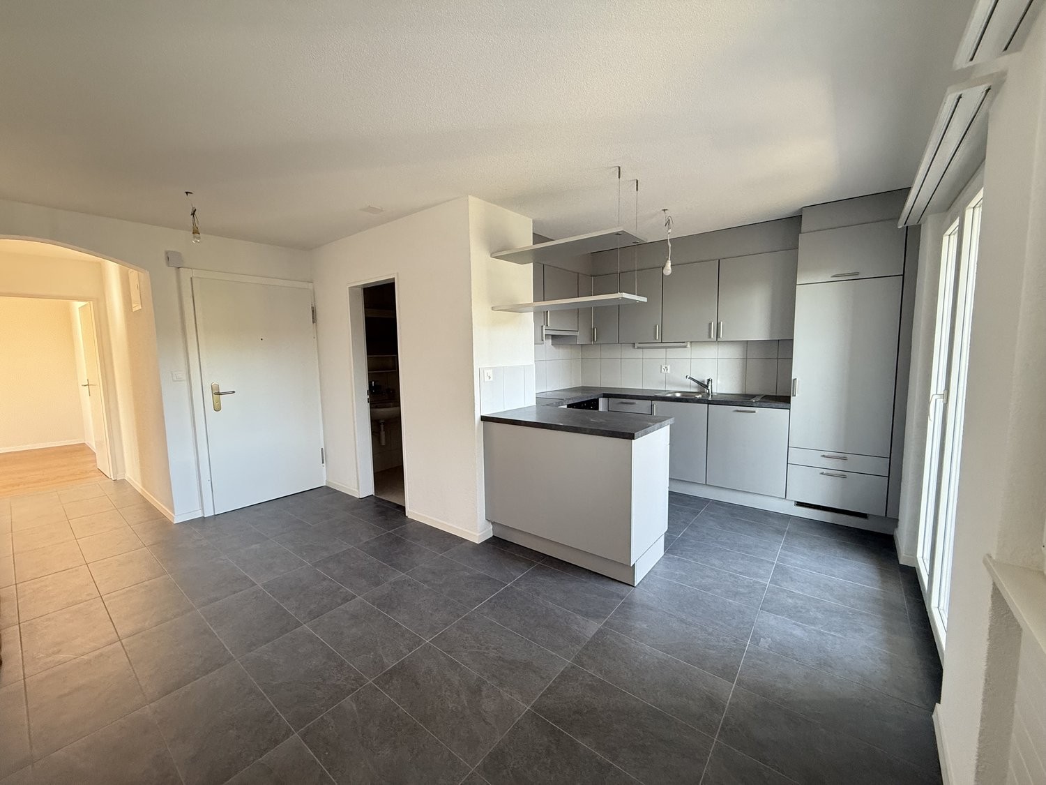 Bild Renovierte 4.5 Zimmerwohnung in Düdingen !