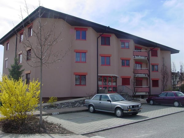 Charmante 3.5 Zimmerwohnung im 1.OG 8