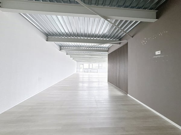 À LOUER - Surface commerciale à Rossens 4