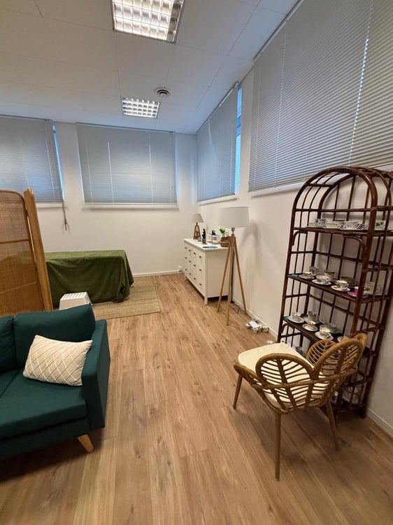 Surface rénovée de 9m2 au rez-de-chaussée 2