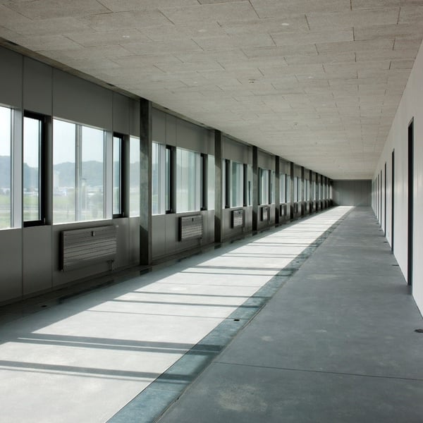 Surfaces commerciales modulables de 58m2 à 93m2 6