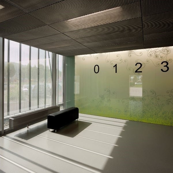 Surfaces commerciales modulables de 58m2 à 93m2 5