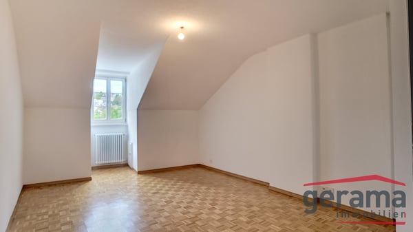 Dernier étage 1.5 pièces 130m2 avec charme et vue! 6