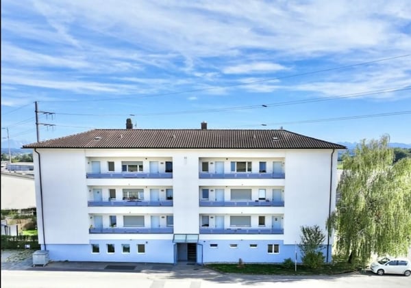 2.5 Zimmerwohnung in Müntschemier ! 5