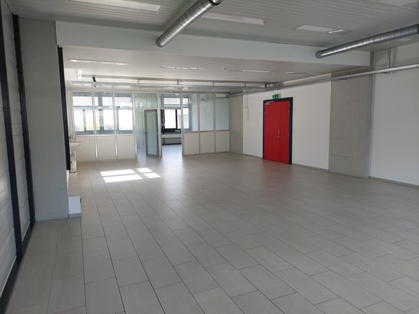 À louer - Surface administrative d'env. 124 m2 1