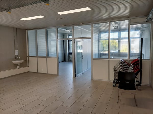 À louer - Surface administrative d'env. 124 m2 2