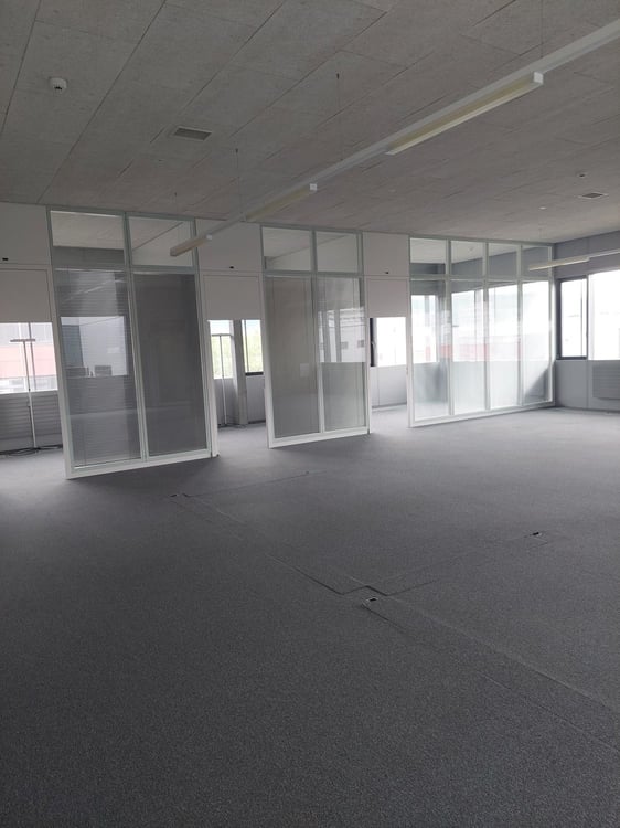 Surface administrative de 230m2-Yverdon-les-Bains 2