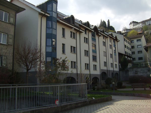 Commerce de 102 m² à louer 4