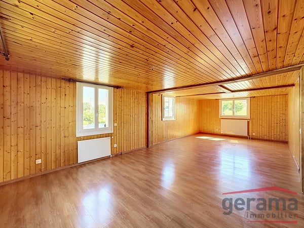 Villa 6.5 pièces à Grolley ! 2