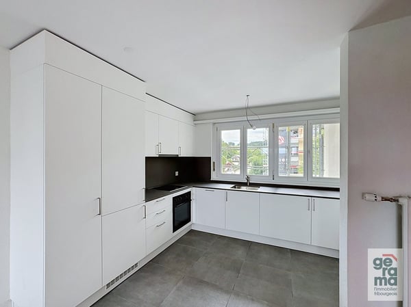 Appartement renové de 3.5 pièces à Marly 1