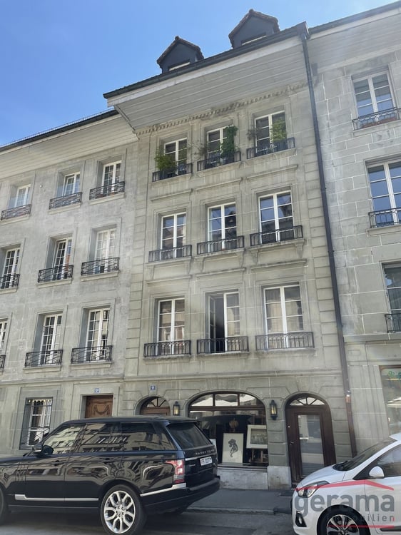 Charmant 2.5 pièces au 4ème étage à Fribourg 5