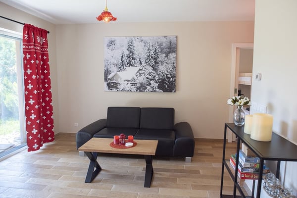 Charmante 2.5 Zimmerwohnung im Schwarzsee ! 1