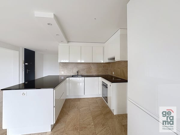 Spacieux 5,5 pièces 126 m² avec balcon à Fribourg