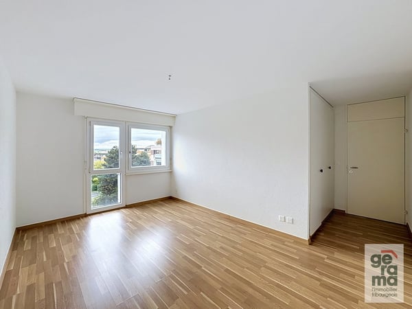 Spacieux 5,5 pièces 126 m² avec balcon à Fribourg 8