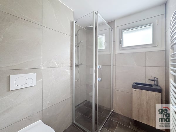 Spacieux 5,5 pièces 126 m² avec balcon à Fribourg 9