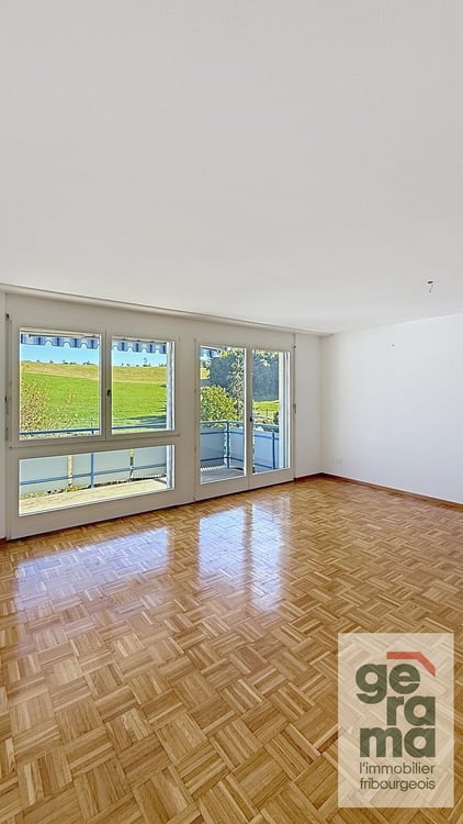 Schöne 3.5 Zimmerwohnung in Schmitten 2