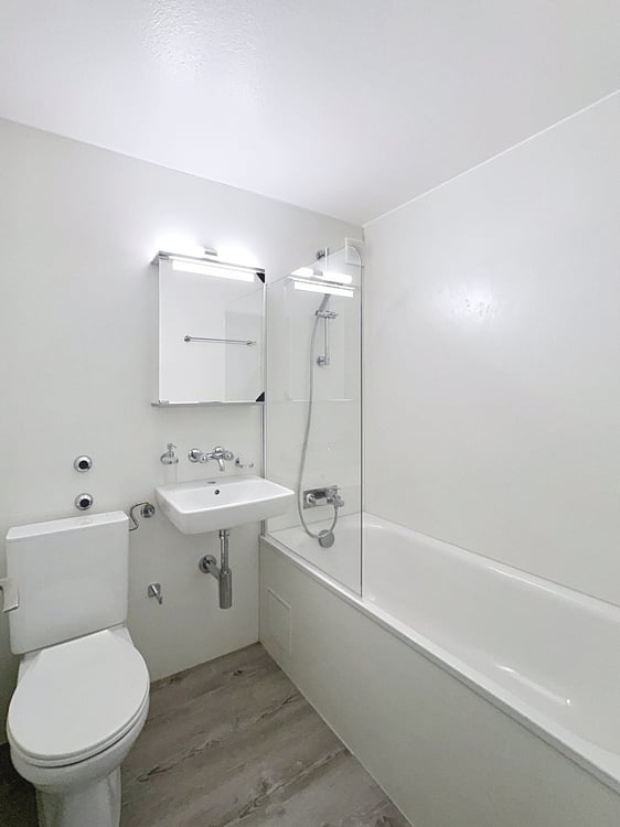 2.5 Zimmerwohnung in Flamatt ! 4