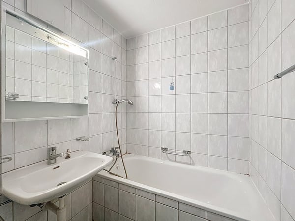 Spacieux 2.5 pièces au 4ème étage 3
