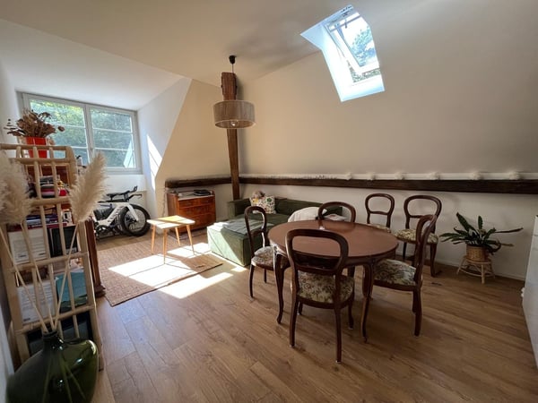 Magnifique appartement 2.5 pièces dans les combles 2