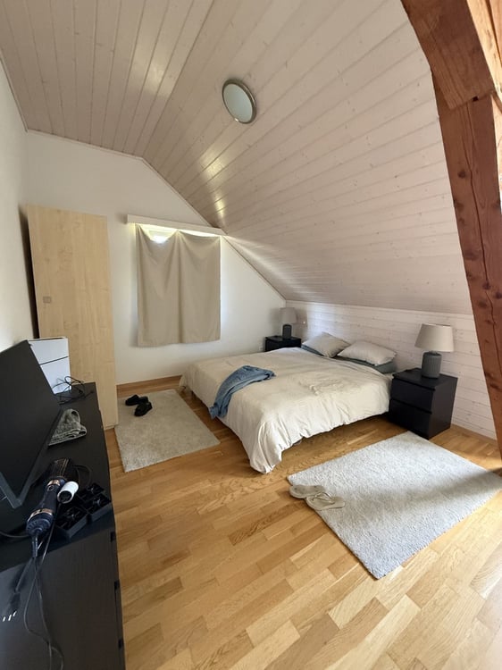 Grosse 3.5 Zimmerwohnung in Oberschrot . 3