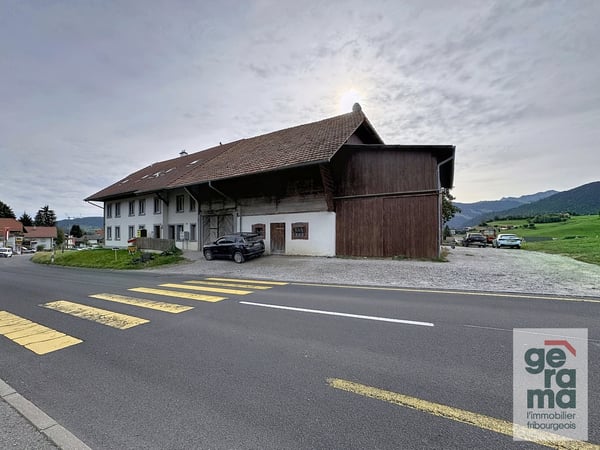 Grosse 3.5 Zimmerwohnung in Oberschrot . 5