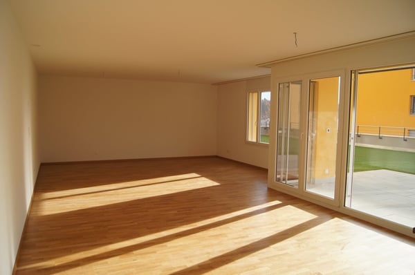 Geräumige, helle 2.5 Zimmerwohnung nahe Bahnhof 1