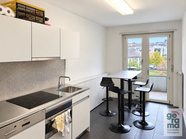 Spacieuse surface administrative de 232 m2 4