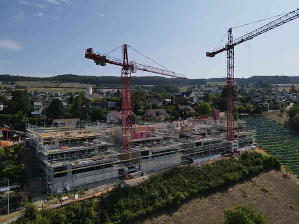 Exklusive 5.5-Zimmer-Terrassenwohnungen mit Weitblick in Oberrohrdorf