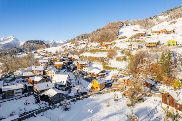 Ferienhaus mit Aussicht und moderner Architektur in Seewis 5