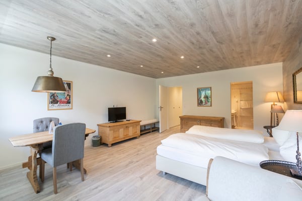 Hotelzimmer mit Bergsicht in ruhiger Lage in Champfèr 2