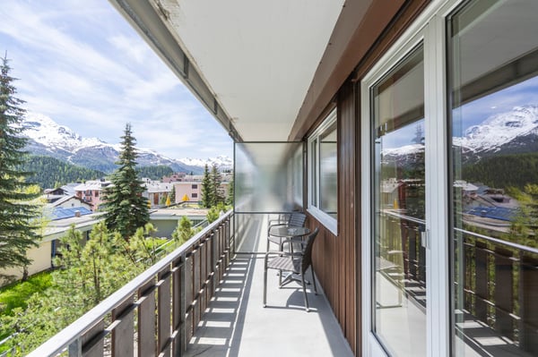 Hotelzimmer mit Bergsicht in ruhiger Lage in Champfèr 5