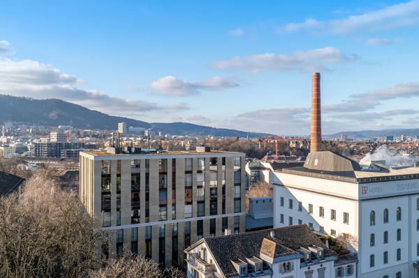 Zürich Enge: Exklusive Stadtwohnung mit Loggia und Weitblick