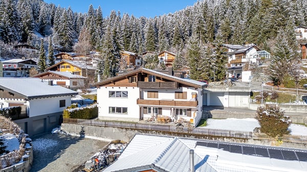 Laax: sonnige Dachgeschosswohnung mit Panoramasicht 5